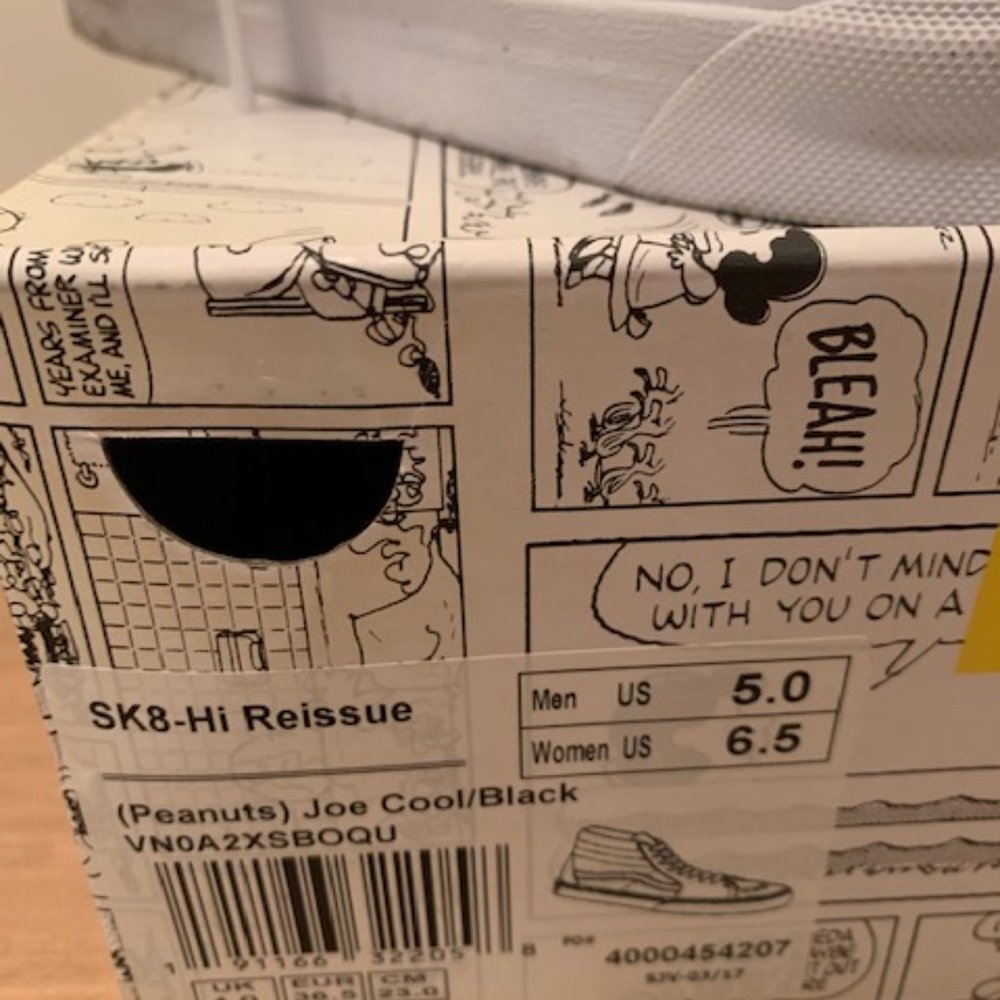 Snoopy VANS High Tops - Picture 3 of 3